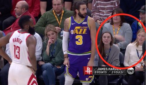 哈登女视频,揭秘篮球巨星背后的故事