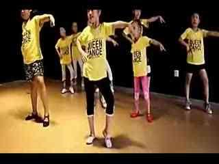 广场舞视频大全小苹果广场舞,全民热舞，活力四射的广场舞风潮