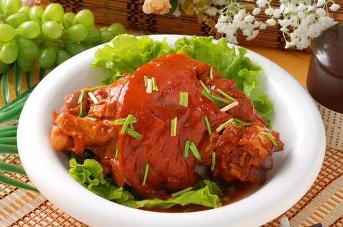 烤肘子视频,烤肘子制作全过程揭秘